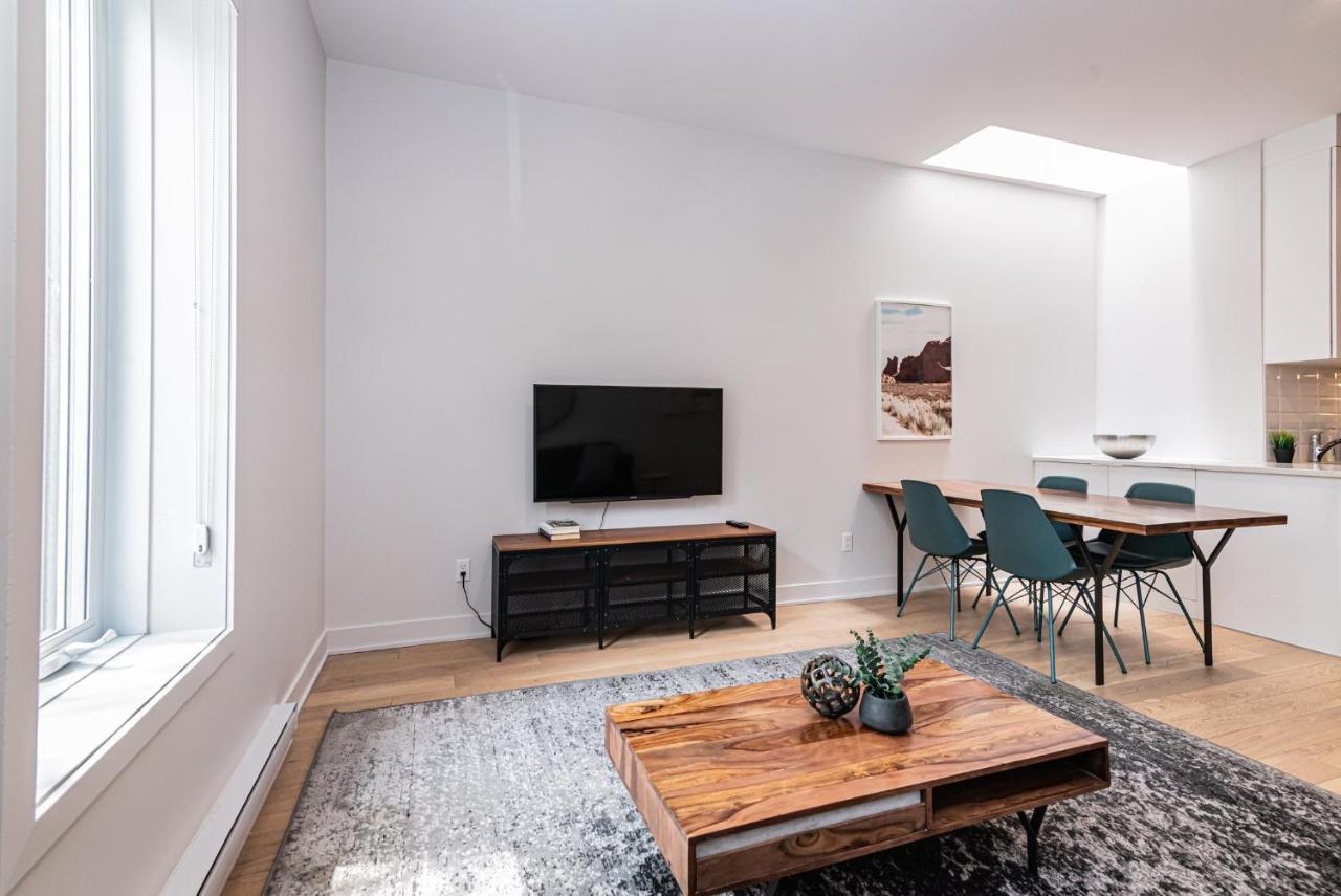 Cool And Clean Flat By Atwater Market By Den Stays Montréal Exterior foto